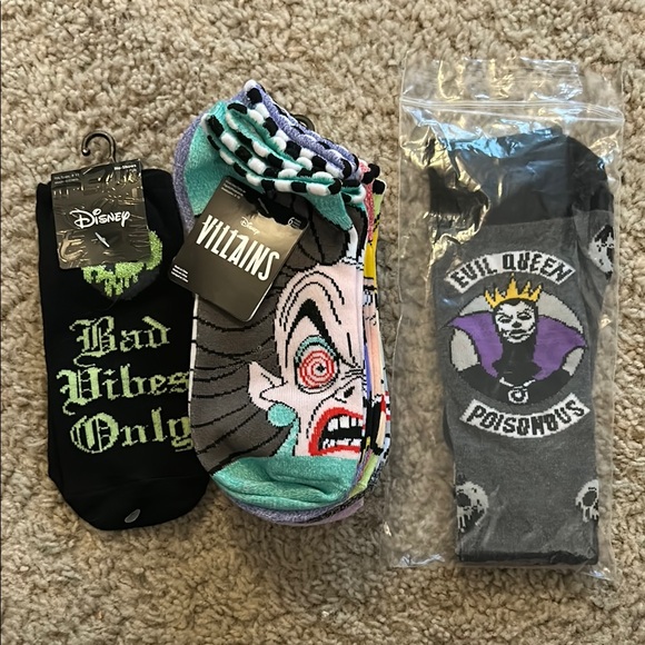 Disney Villains Multi-Color Socks Set - Picture 1 of 7